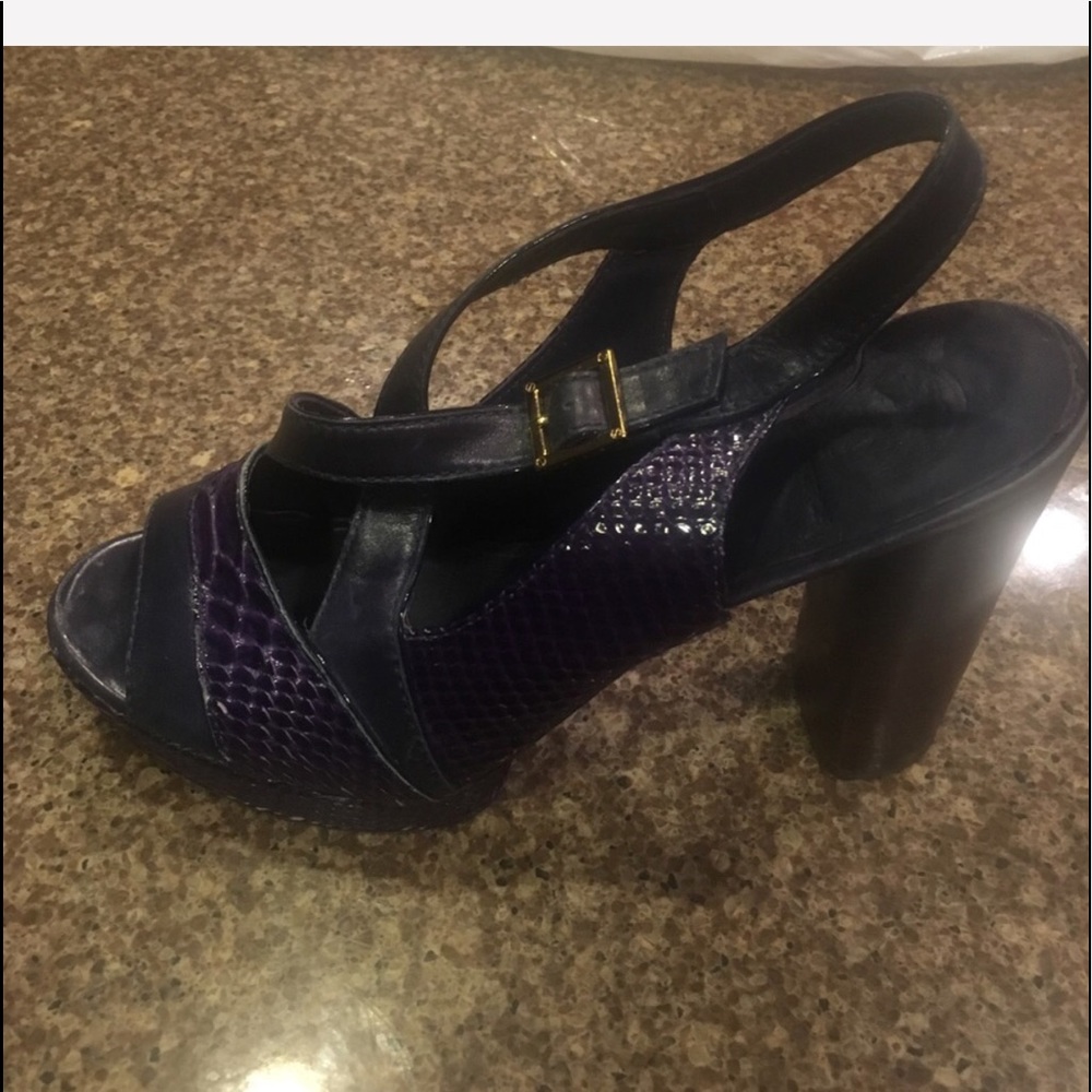 TORY BURCH PLATFORM PEEP TOE HEELS Back strap Sz10